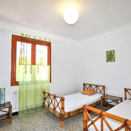 3 Bedroom Awesome In Cyprien